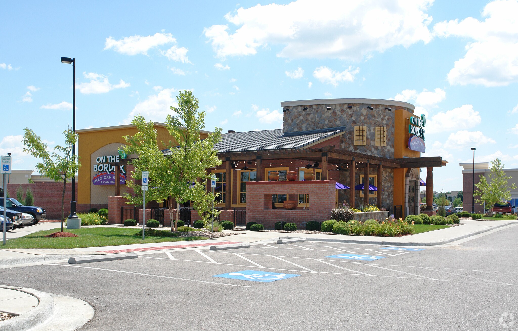 11935 Blackbob Rd, Olathe, KS for sale Primary Photo- Image 1 of 1