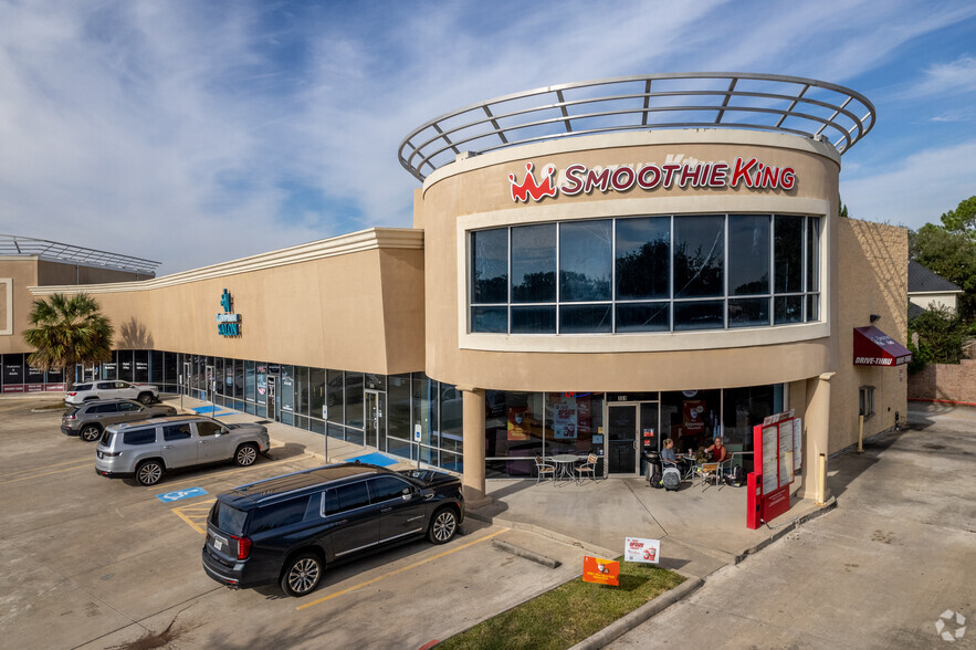 2660 Marina Bay Dr, League City, TX for lease - Building Photo - Image 1 of 5