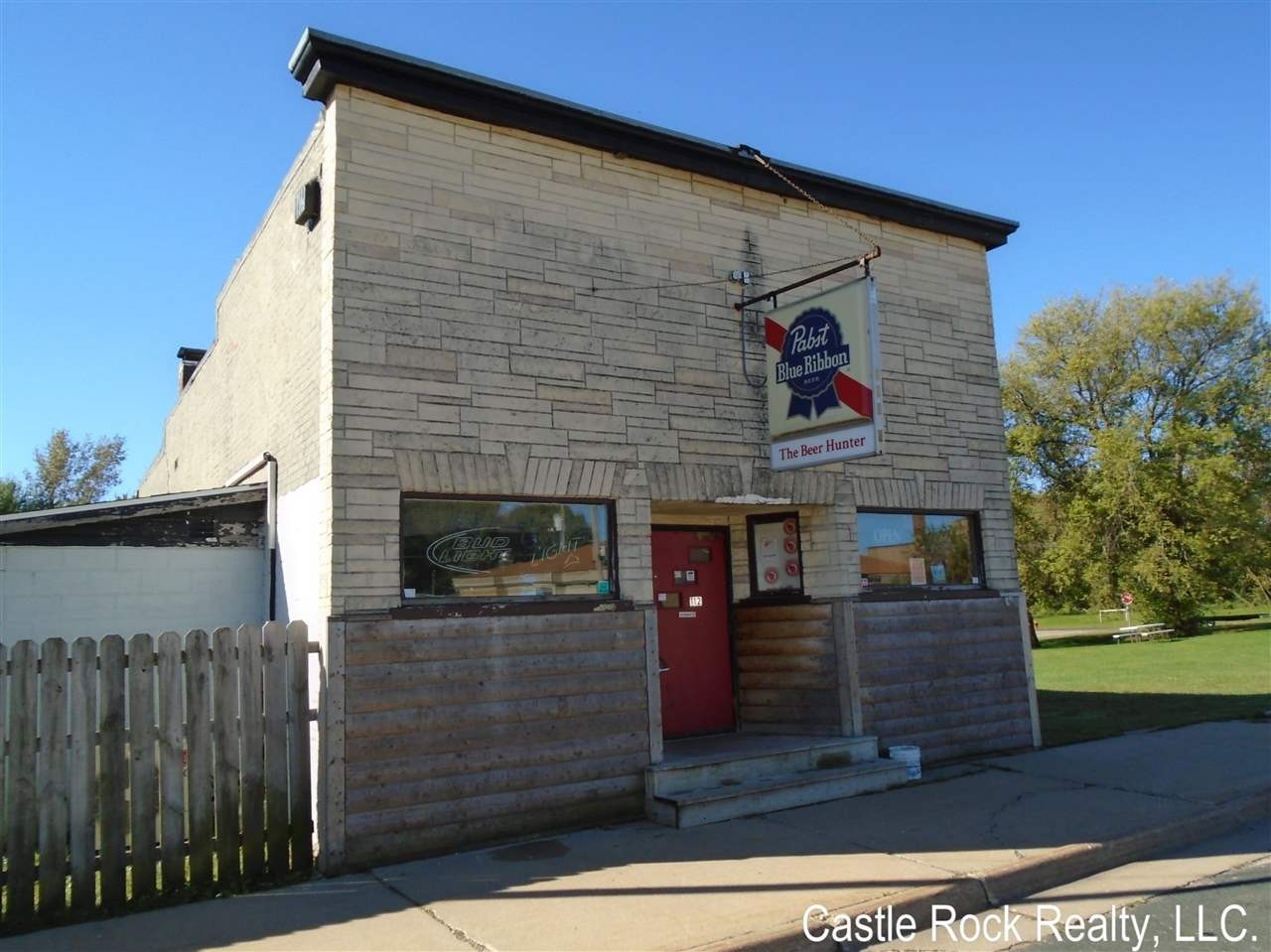 112 E Main St, Camp Douglas, WI for sale Primary Photo- Image 1 of 1