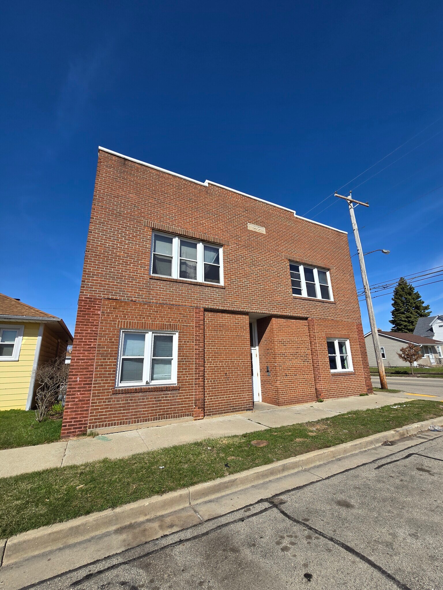1600 Grove Ave, Racine, WI for sale Building Photo- Image 1 of 1