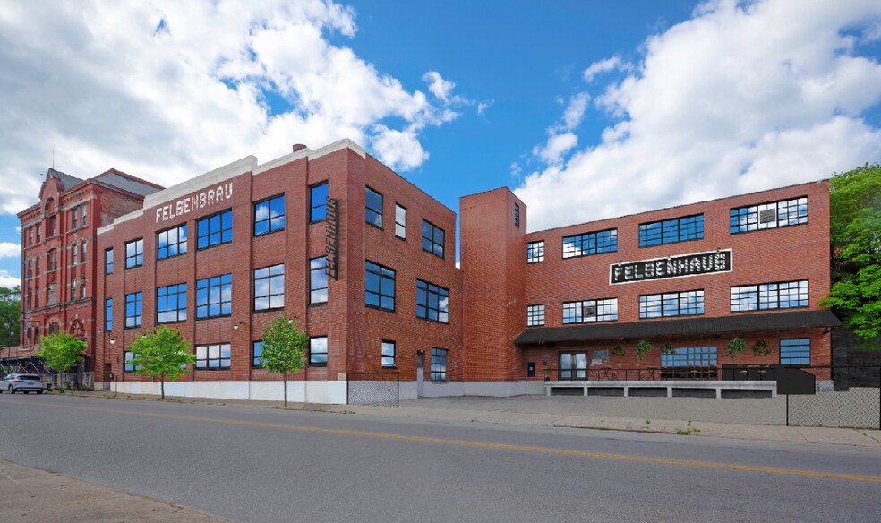 242 W McMicken Ave, Cincinnati, OH for sale - Building Photo - Image 1 of 1