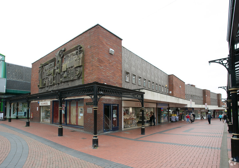 4-16 Market Hall St, Cannock for lease - Primary Photo - Image 1 of 3