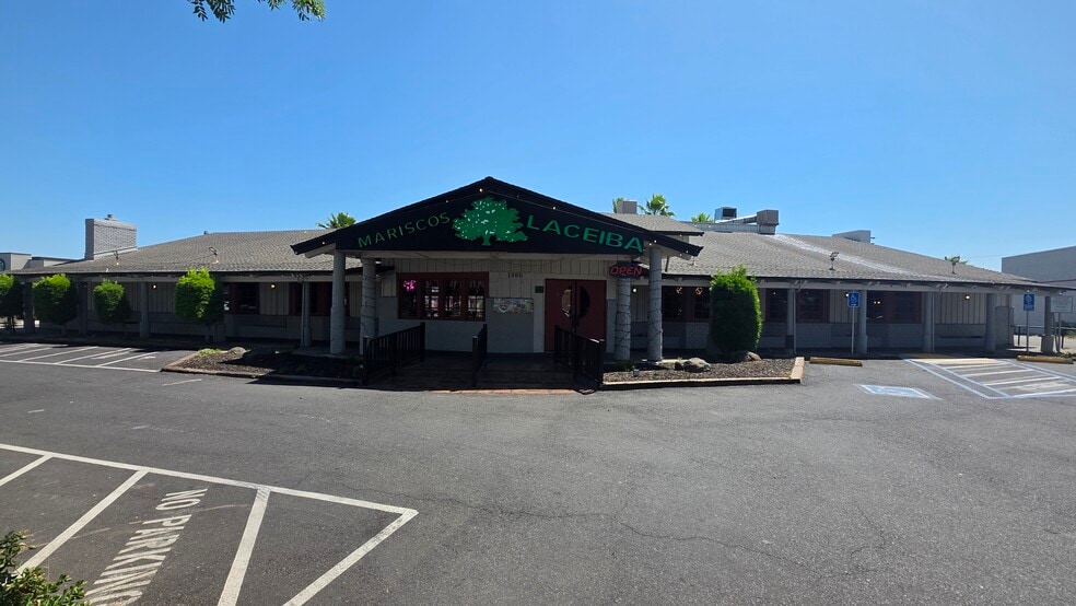 1300 McHenry Ave, Modesto, CA for sale - Building Photo - Image 1 of 18