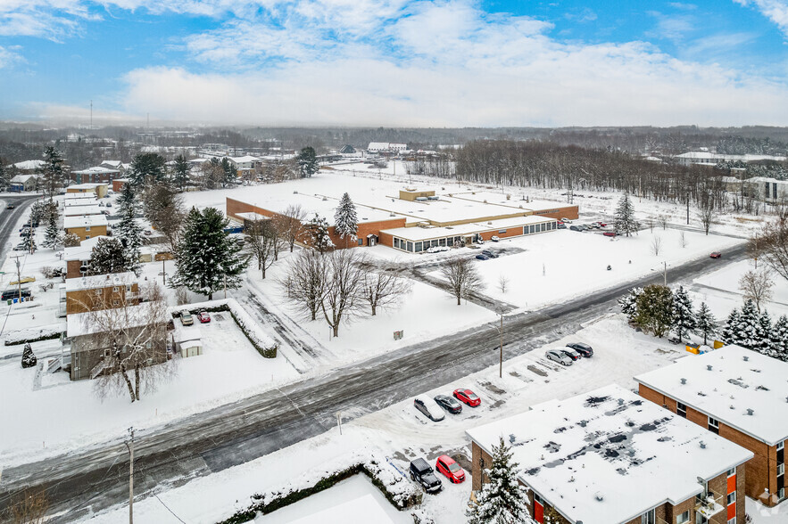 200 Boul Grand N, Cowansville, QC for lease - Aerial - Image 2 of 44