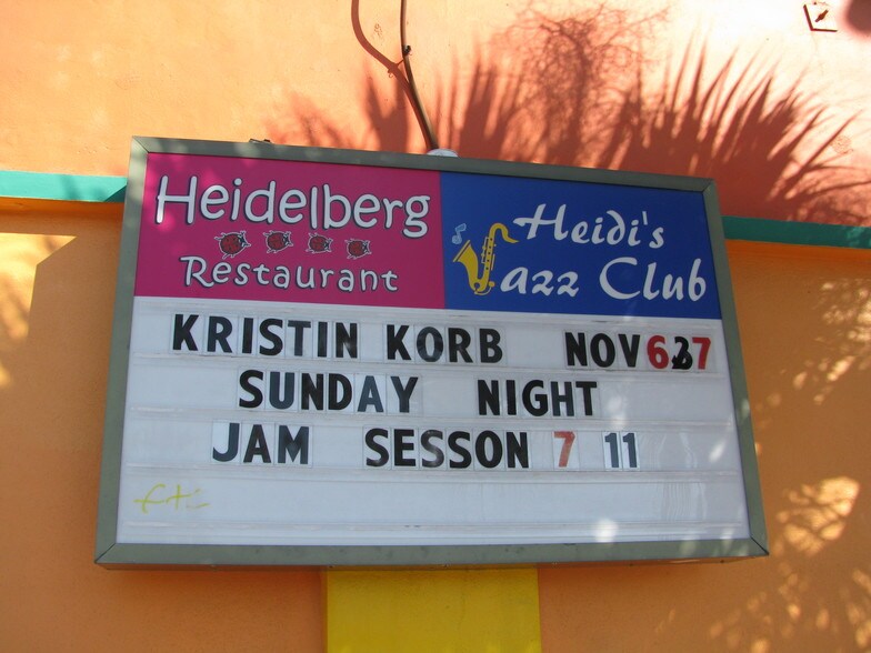 7-19 N Orlando Ave, Cocoa Beach, FL for sale - Primary Photo - Image 1 of 1