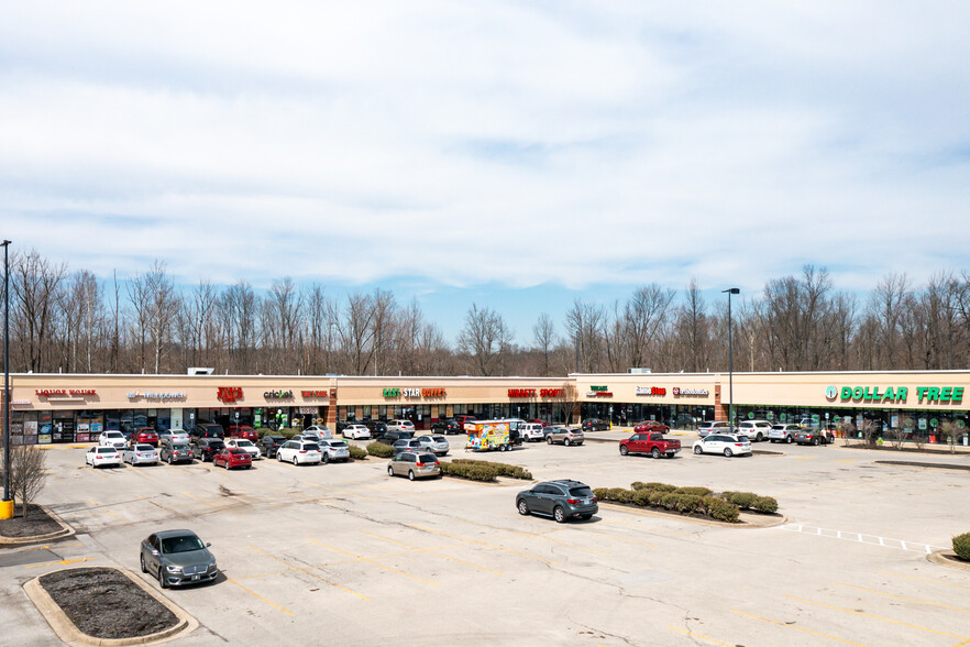 161-165 Outer Loop, Louisville, KY for sale - Primary Photo - Image 1 of 1