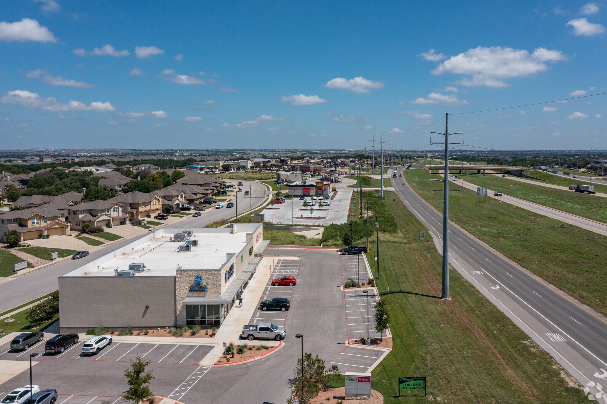 21000 N 130 Hwy, Hutto, TX 78634 OfficeRetail for Lease
