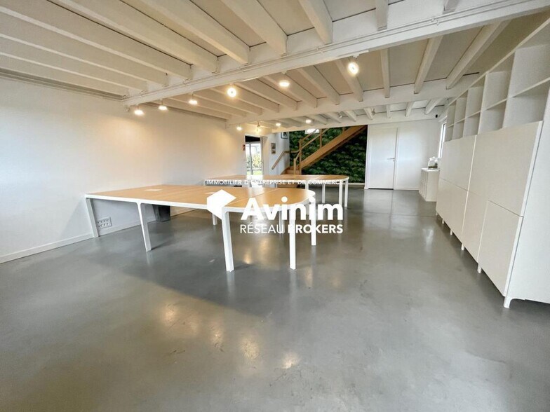 Flex in Cintré for sale - Interior Photo - Image 3 of 13