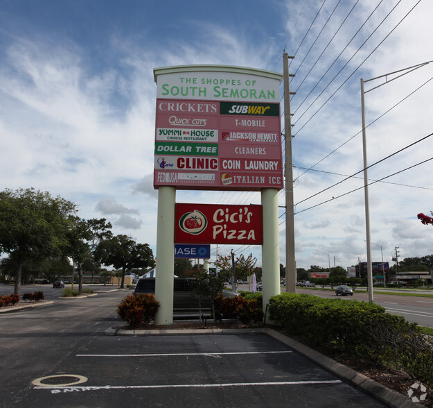 4520 S Semoran Blvd, Orlando, FL for lease - Building Photo - Image 1 of 6