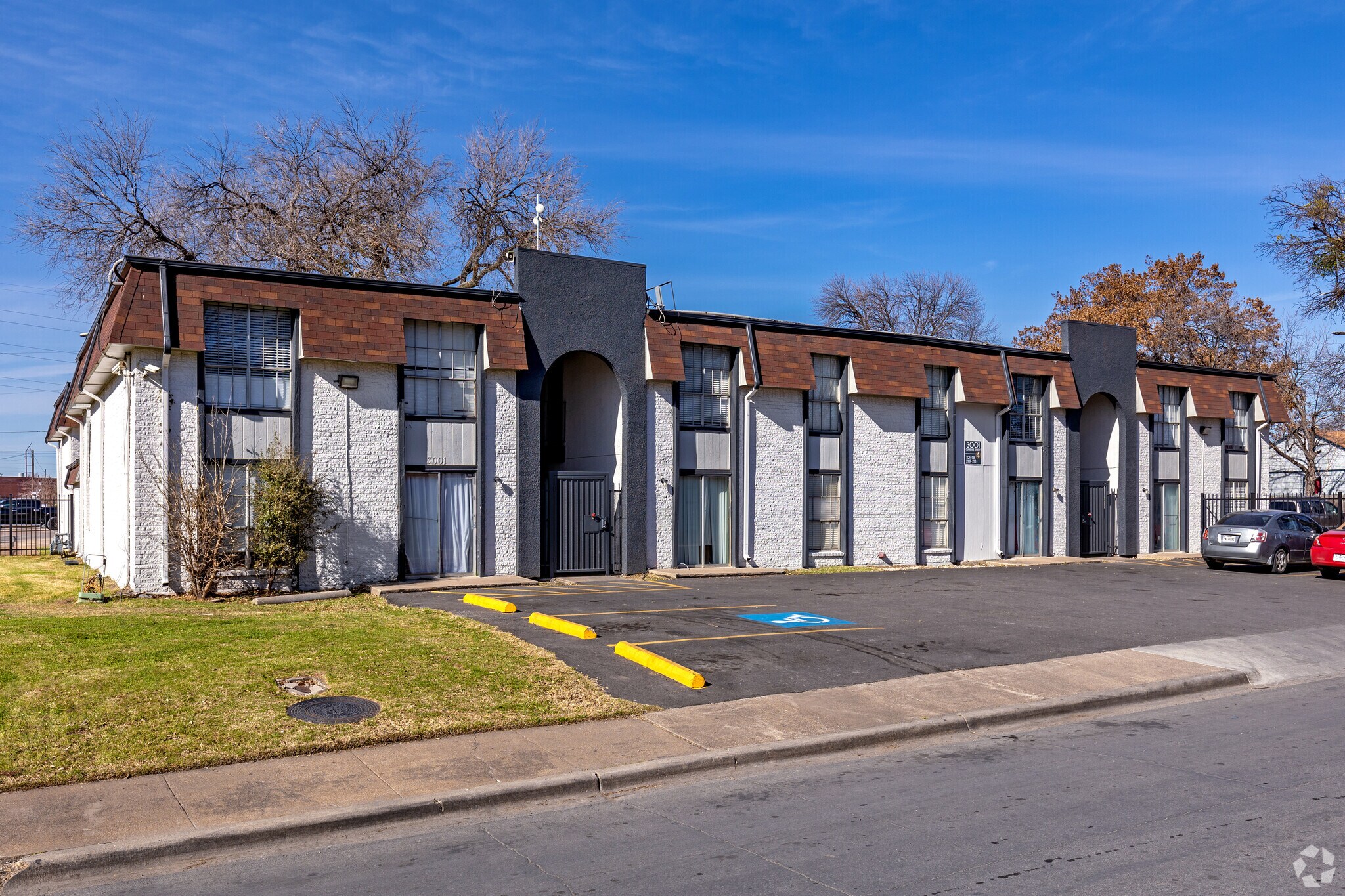 3001 Kendale Dr, Dallas, TX for sale Primary Photo- Image 1 of 1