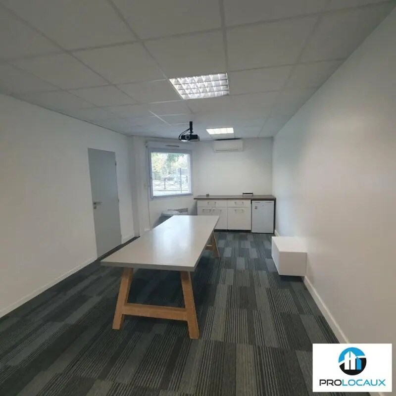 Office in Eybens for sale Interior Photo- Image 1 of 10
