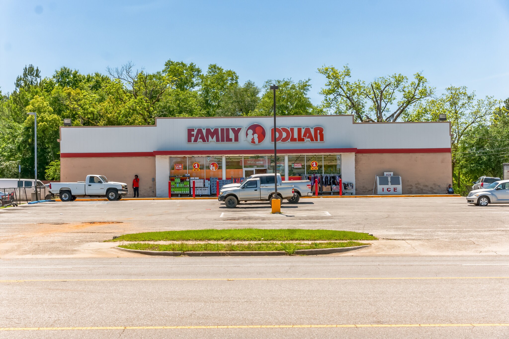 904 W Screven St, Quitman, GA 31643 Family Dollar