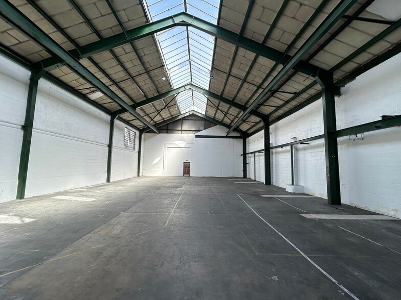 Robins Ln, Frome for lease - Building Photo - Image 2 of 3