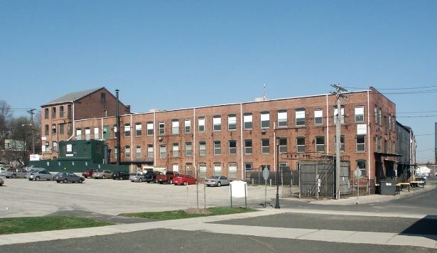 415 Howe Ave, Shelton, CT for sale Building Photo- Image 1 of 1