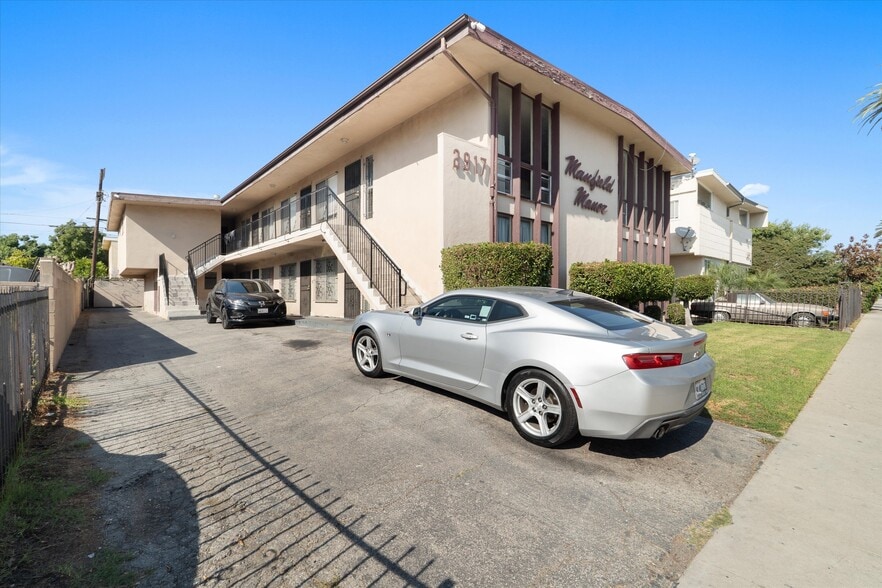 2917 S Mansfield Ave, Los Angeles, CA for sale - Building Photo - Image 3 of 9