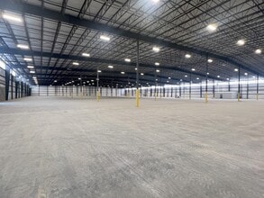 1309 Production Ave., Bowling Green, KY for sale Interior Photo- Image 2 of 7