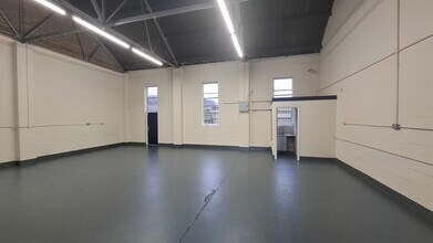 Beech Dr, Hartlebury for lease Interior Photo- Image 2 of 3