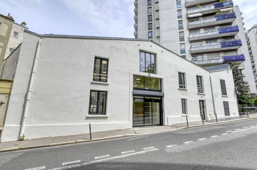 Office in Paris for sale - Building Photo - Image 2 of 5