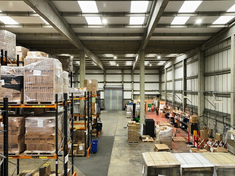 Leafield Way, Corsham for lease - Interior Photo - Image 3 of 4