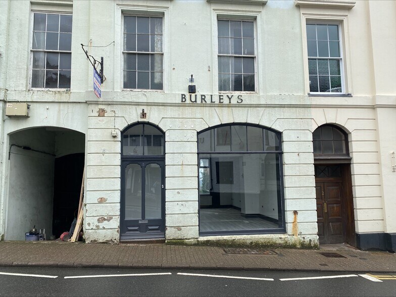8 Worcester Rd, Malvern for lease - Building Photo - Image 2 of 2