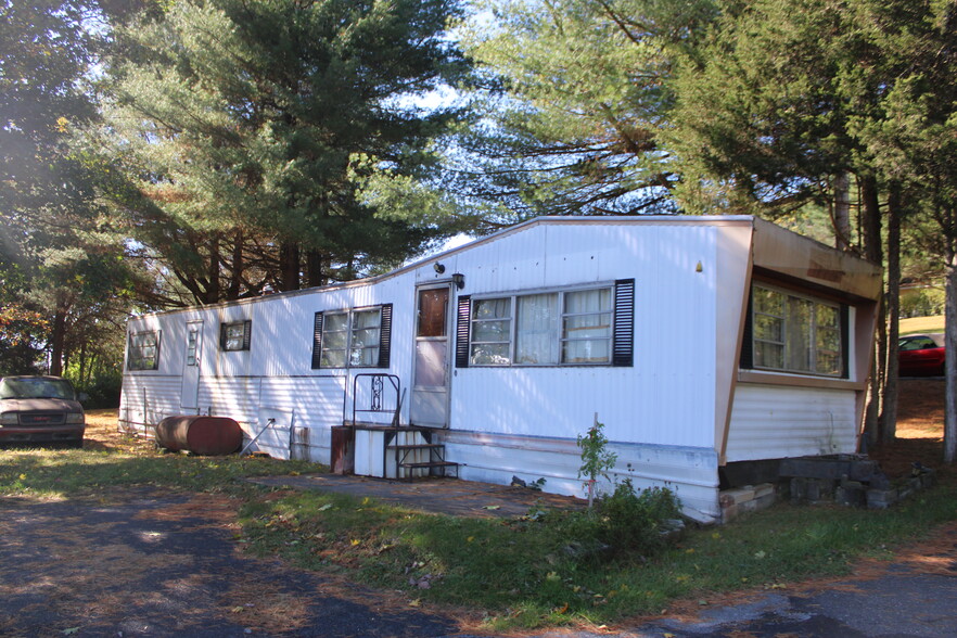 Chapel Dr, Pine Grove, PA for sale - Building Photo - Image 3 of 13