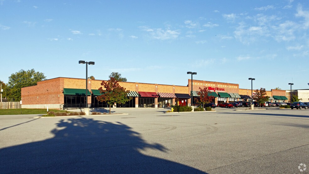 7225-7230 Maplecrest Rd, Fort Wayne, IN for sale - Primary Photo - Image 1 of 1