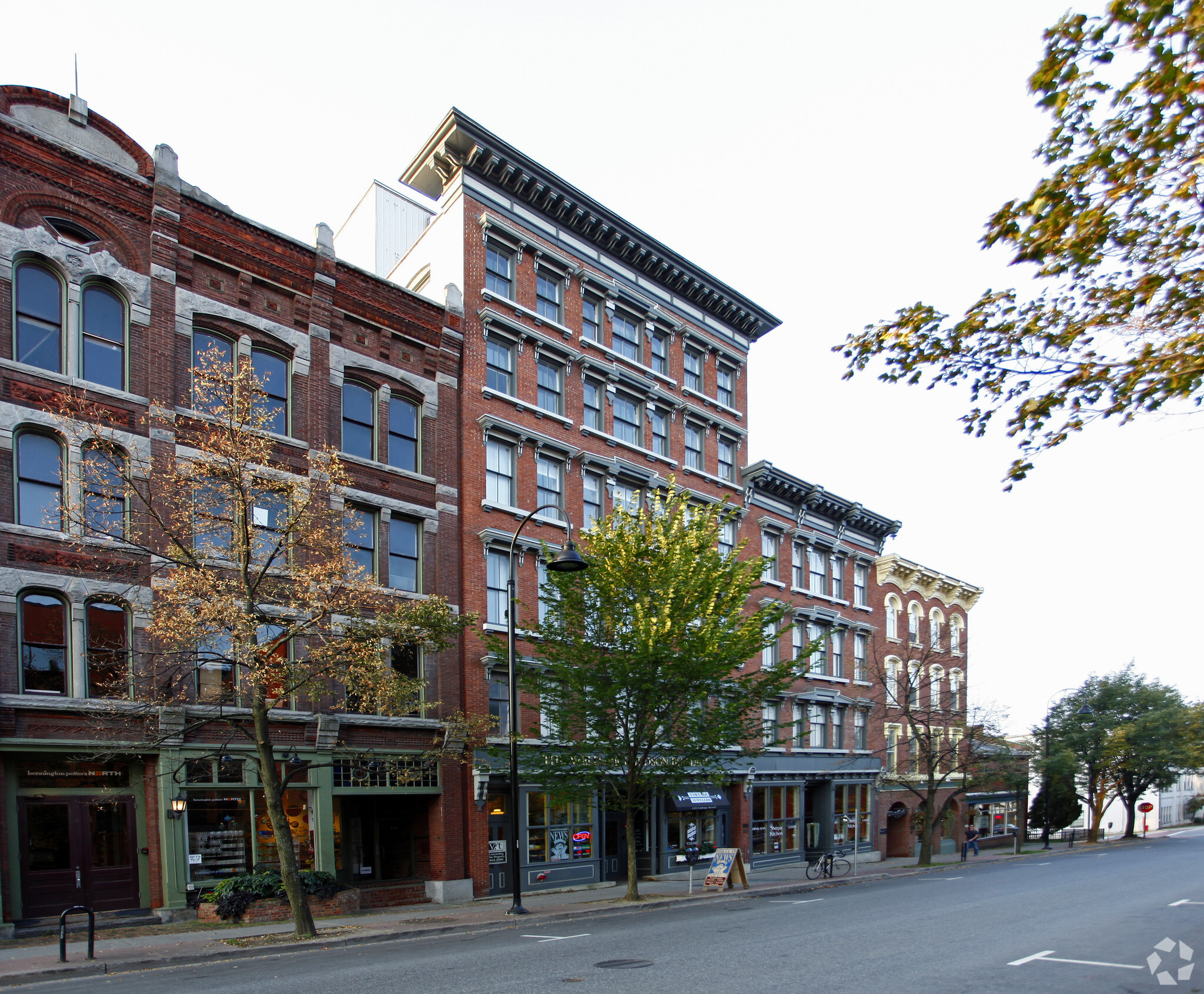 125 College St, Burlington, VT for sale Primary Photo- Image 1 of 1