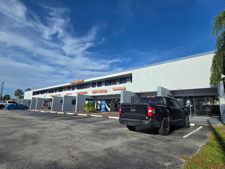 2501-2531 N State Road 7, Margate, FL for lease - Building Photo - Image 3 of 7