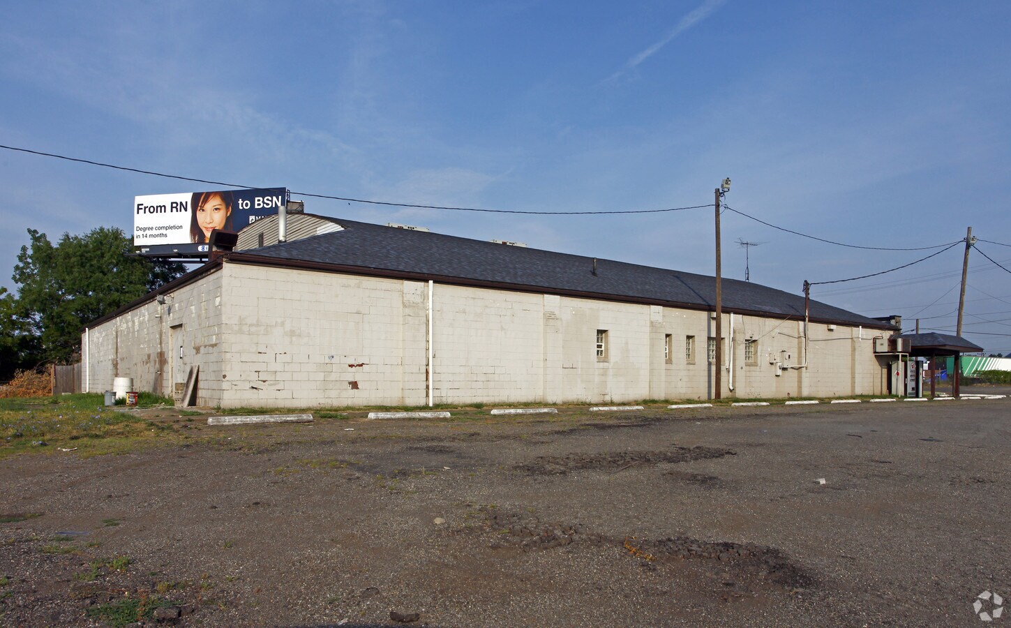 3908 Navarre Rd SW, Canton, OH 44706