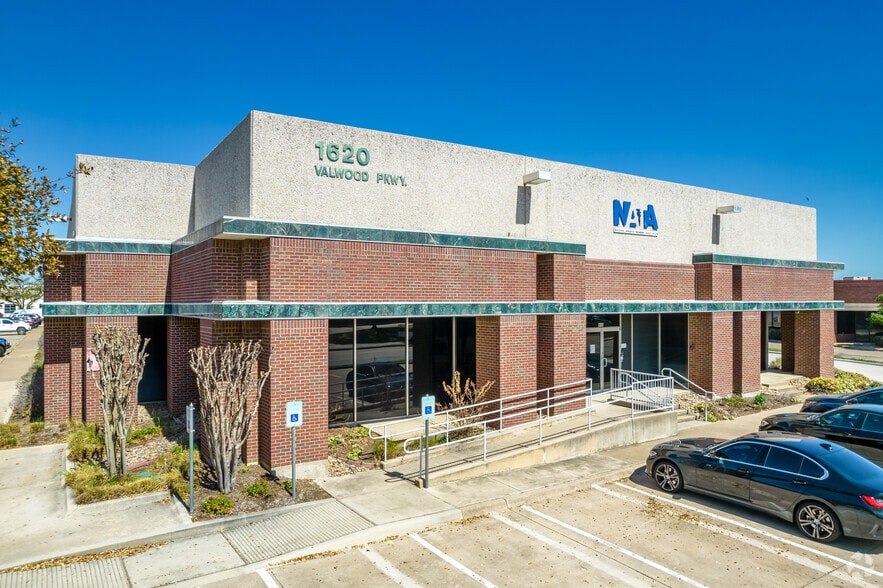 1620 Valwood Pky, Carrollton, TX for sale - Building Photo - Image 2 of 24