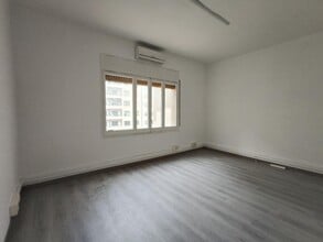 Office in Barcelona, Barcelona for lease Interior Photo- Image 2 of 18
