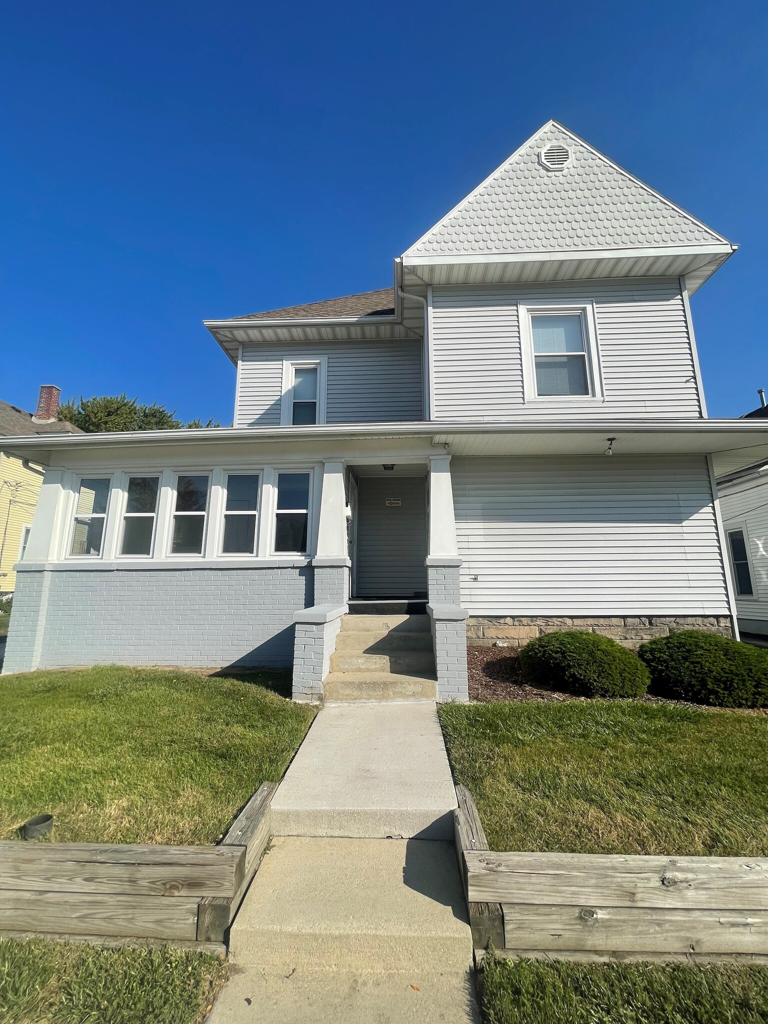 319 E Wooster St, Bowling Green, OH for lease Building Photo- Image 1 of 10