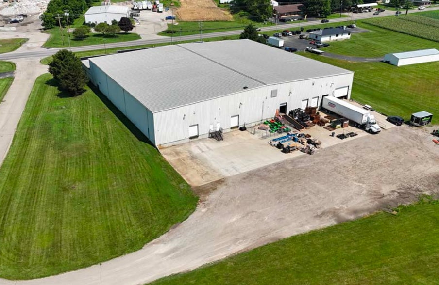 4404 Hamilton Cleves Rd, Hamilton, OH for lease - Building Photo - Image 3 of 5