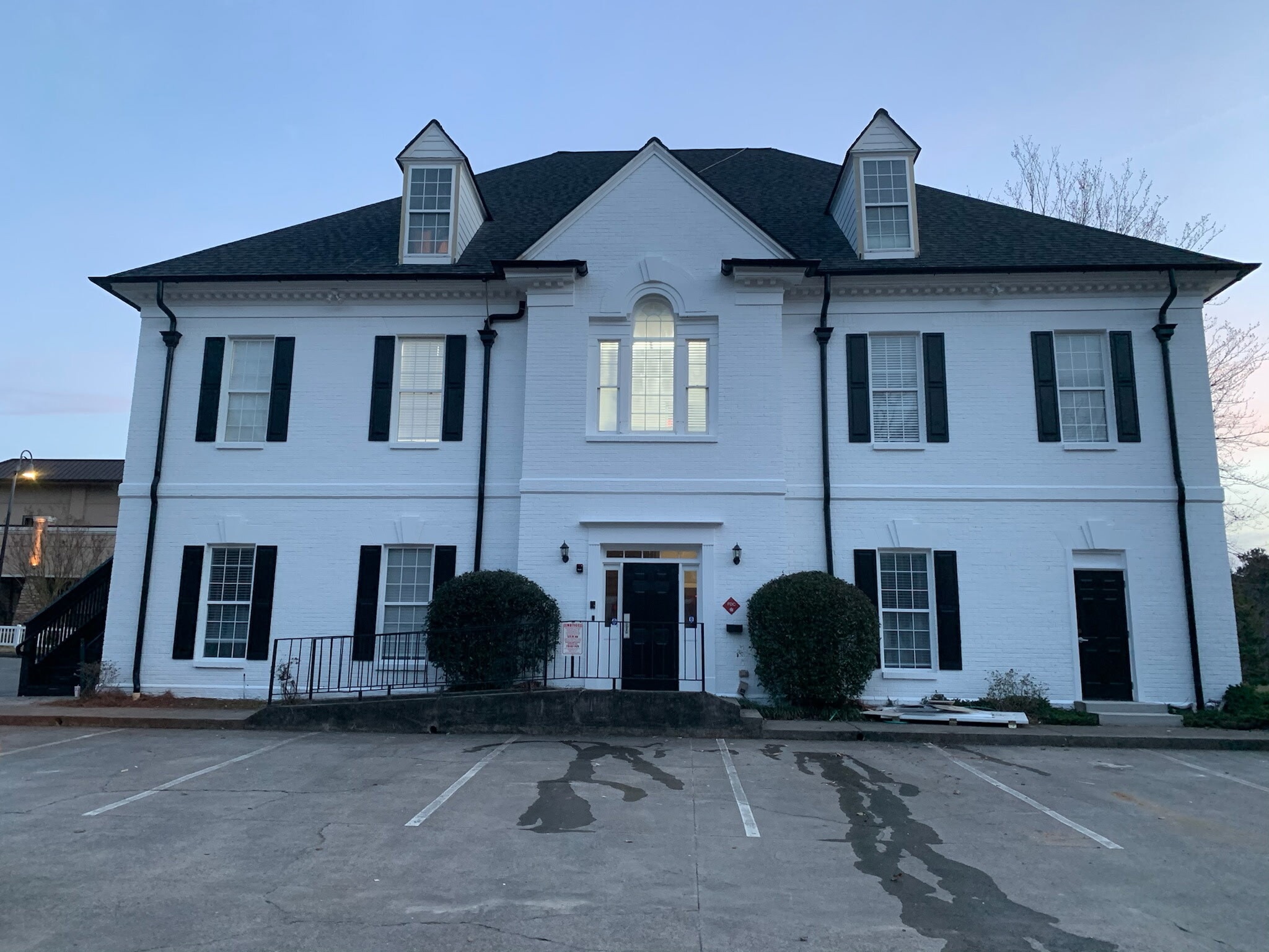 102 Springfield Dr, Woodstock, GA for sale Building Photo- Image 1 of 9