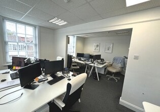 2-2A High St, Thames Ditton for lease Interior Photo- Image 1 of 3