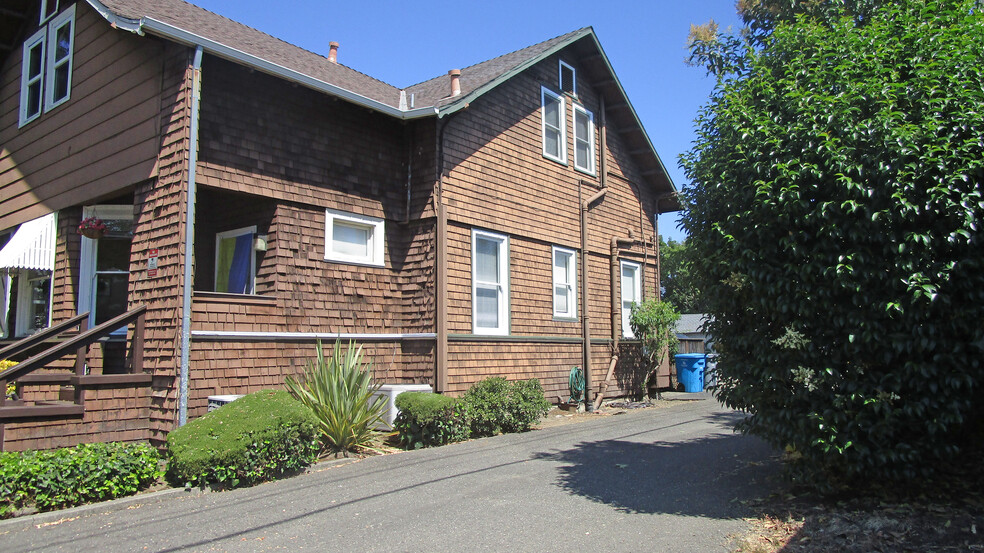 1209-1211 College Ave, Santa Rosa, CA for sale - Building Photo - Image 3 of 9