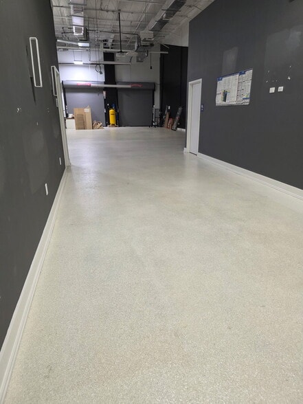 959 Shotgun Rd, Sunrise, FL for sale - Building Photo - Image 3 of 10