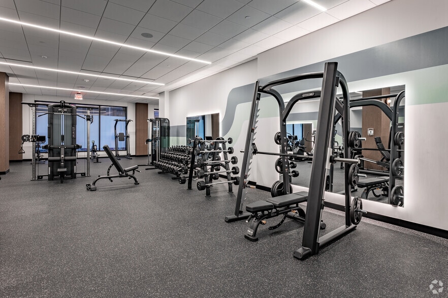 608 2nd Ave S, Minneapolis, MN for lease - Interior Photo - Image 3 of 49