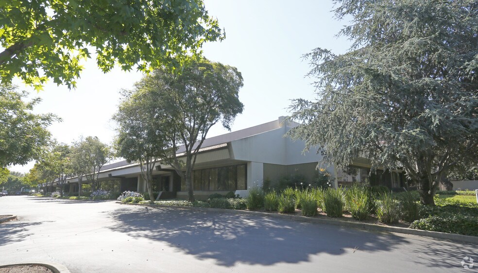 556-570 Gibraltar Dr, Milpitas, CA for sale - Primary Photo - Image 1 of 1
