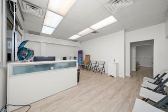 2859 S Pulaski Rd, Chicago, IL for lease Interior Photo- Image 2 of 4