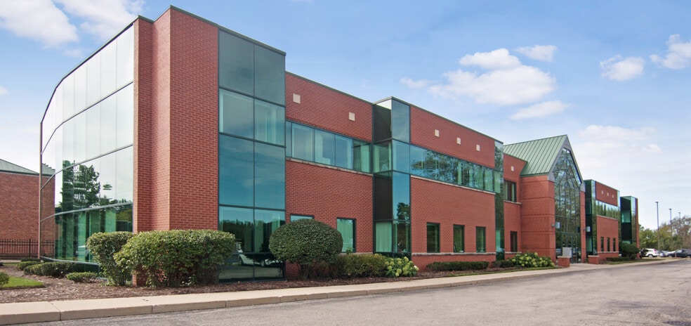 213 Front St, Mchenry, IL for lease - Building Photo - Image 1 of 9