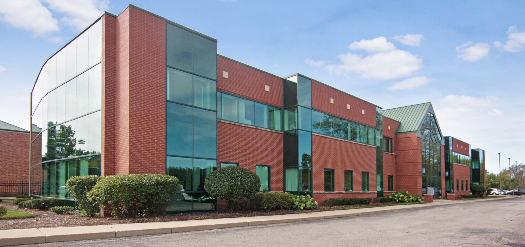 213 Front St, Mchenry, IL for lease Building Photo- Image 1 of 10