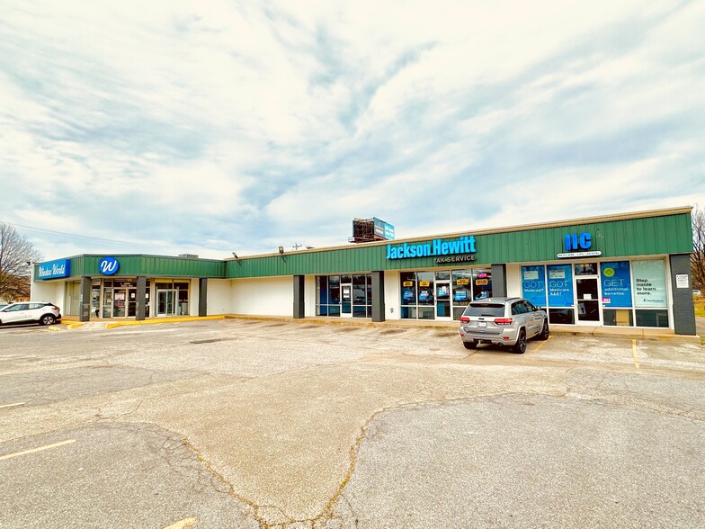 4899 Summer Ave, Memphis, TN for sale - Building Photo - Image 1 of 1