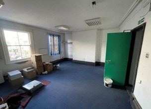 32 Sheep St, Rugby for lease Interior Photo- Image 1 of 1