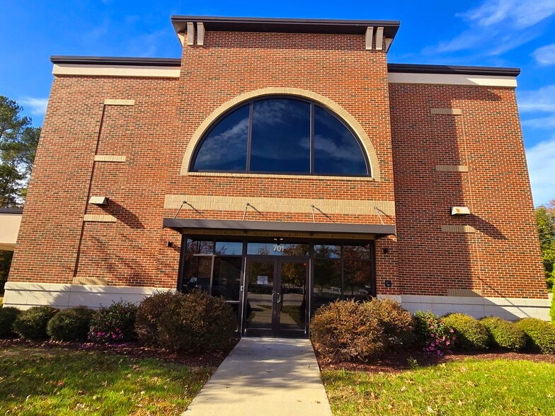 701 Mutual Ct, Raleigh, NC for sale - Building Photo - Image 1 of 87