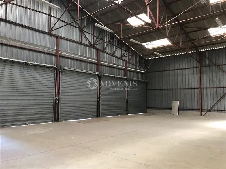 Flex in Blois for lease - Interior Photo - Image 1 of 6