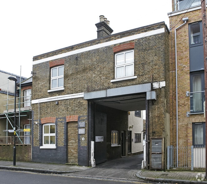 3 Wedmore St, London, N19 4RU Industrial for Sale