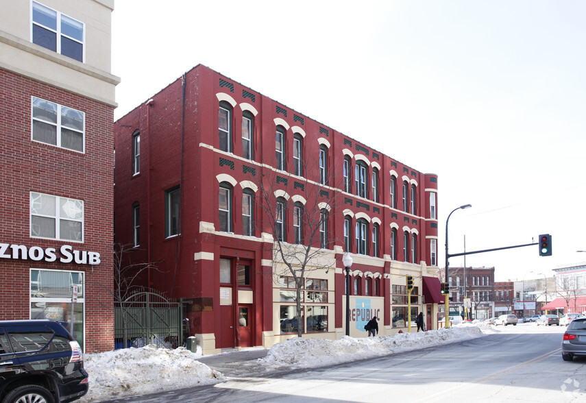 221-225 Cedar Ave S, Minneapolis, MN for lease - Building Photo - Image 3 of 4