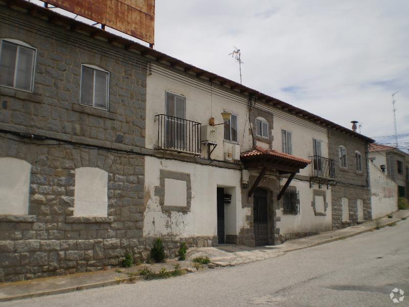 Calle Eras del Carrascal, s/n, Villacastín, Segovia for sale Primary Photo- Image 1 of 2