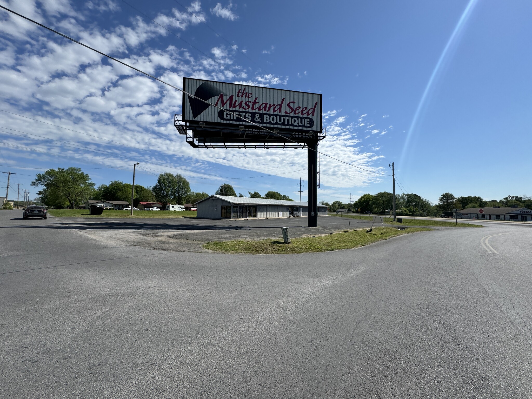 205 Mimosa Ln, Tahlequah, OK for sale Building Photo- Image 1 of 35